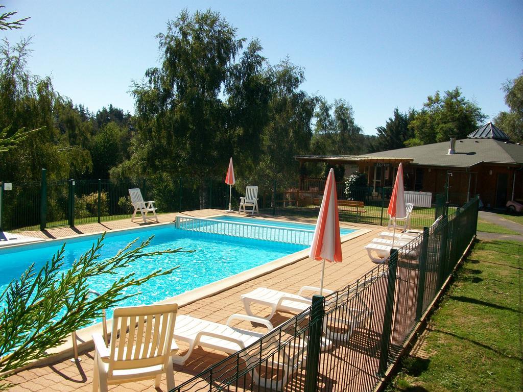 Hotel Vvf Aubrac Chaudes-Aigues Exterior foto