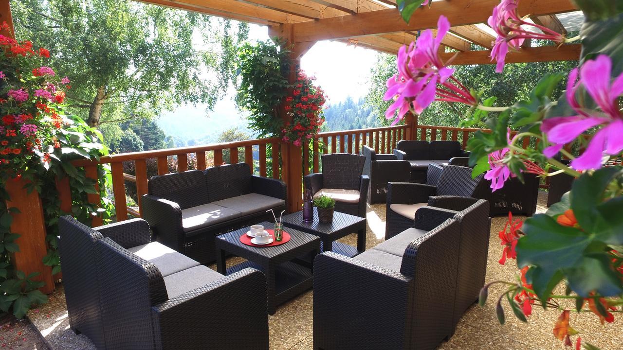 Hotel Vvf Aubrac Chaudes-Aigues Exterior foto