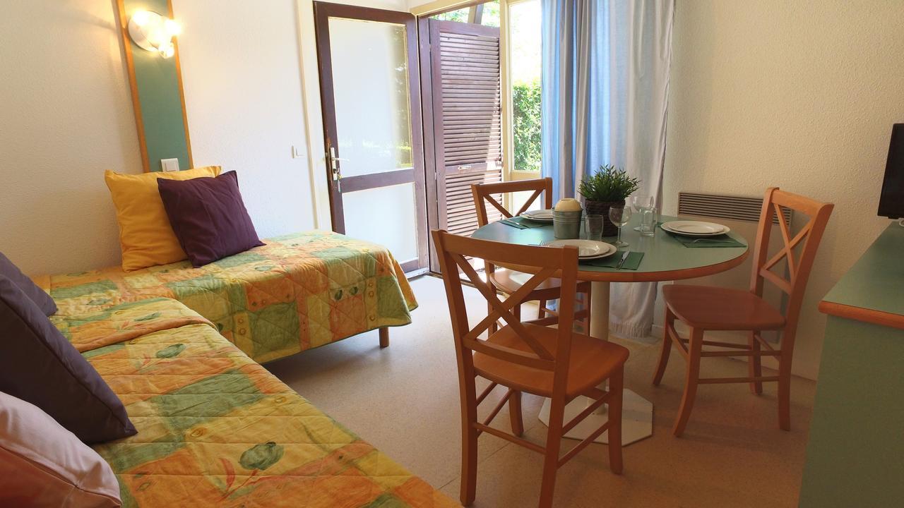 Hotel Vvf Aubrac Chaudes-Aigues Exterior foto