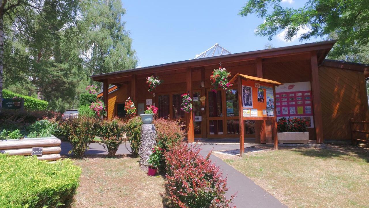 Hotel Vvf Aubrac Chaudes-Aigues Exterior foto